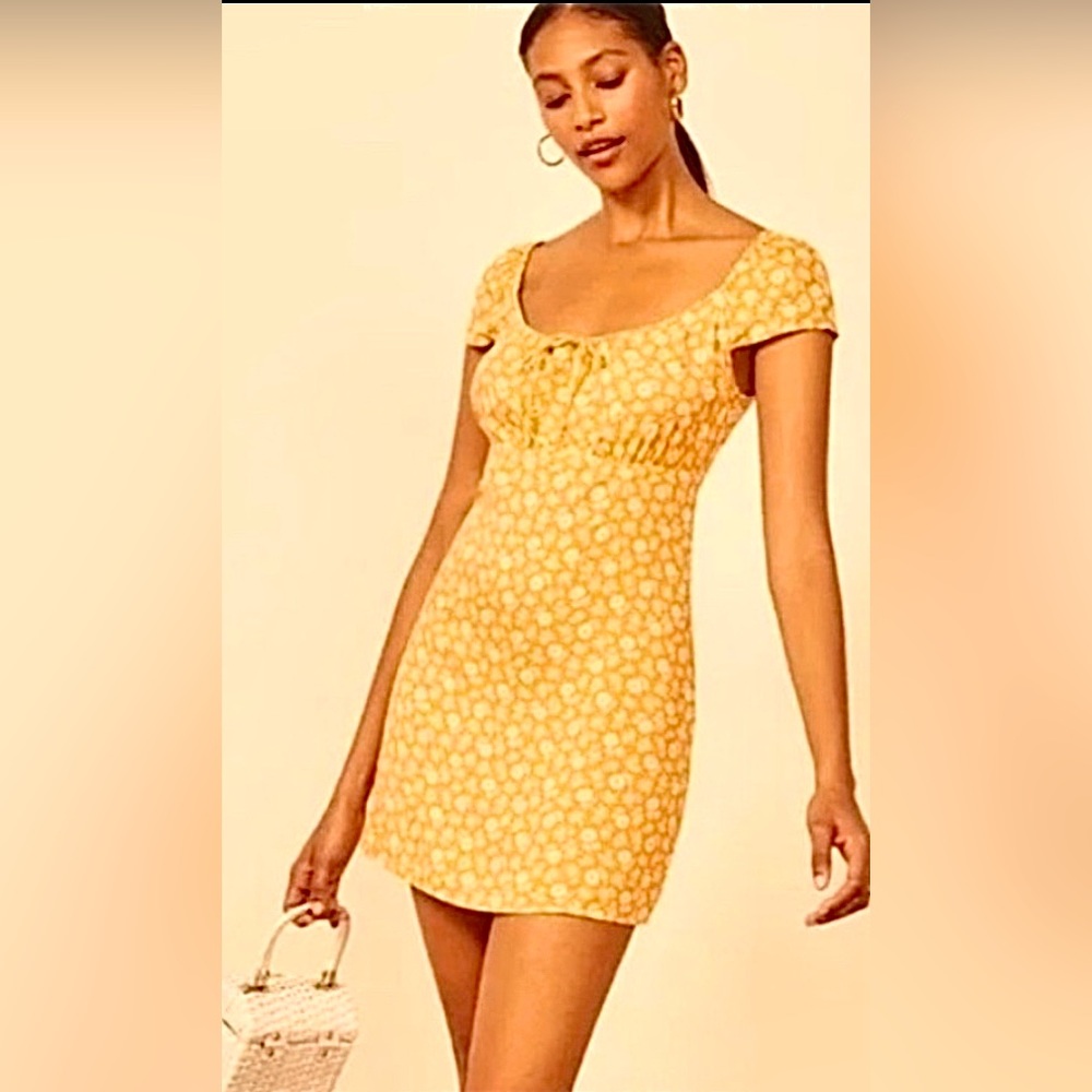 Reformation Jeans Maison Yellow White Floral Mini Dress Neckline Accents Size L